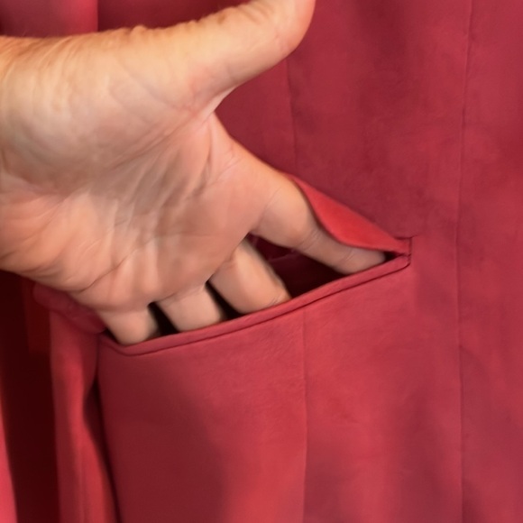 VTG-Talbots-16-Pink-velvet fabric, three button-down blazers/jacket. - Picture 4 of 12